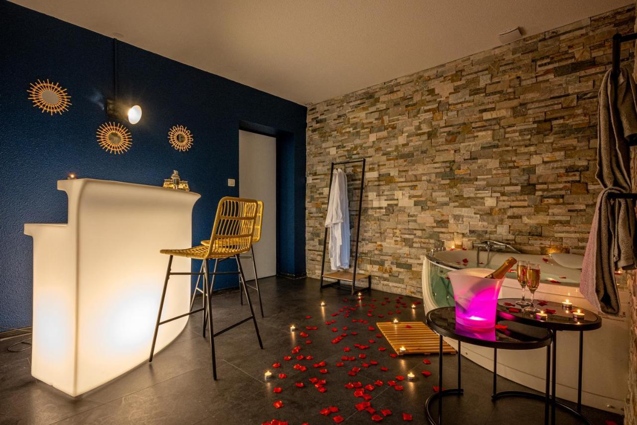 Cocon Relax - Jacuzzi - Cinema Apartamento Montbéliard Exterior foto