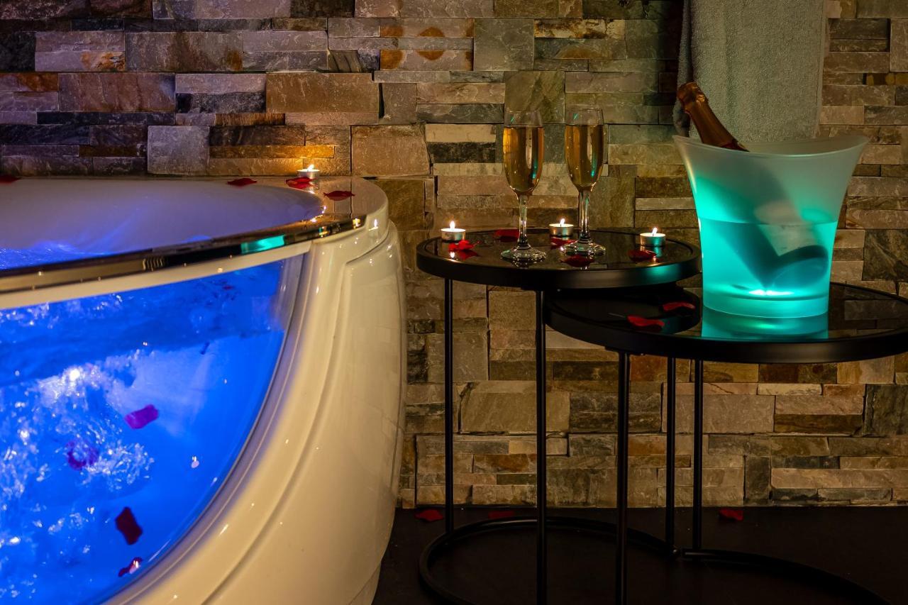 Cocon Relax - Jacuzzi - Cinema Apartamento Montbéliard Exterior foto